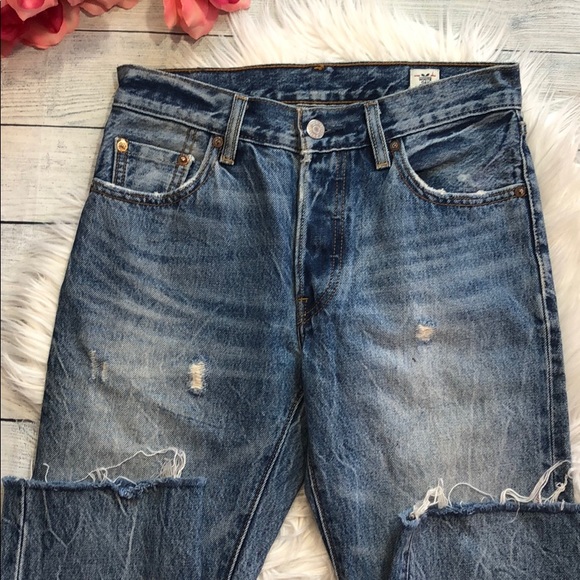 Levi's 501 White Oak Button Fly Selvedge Jeans - Picture 4 of 15